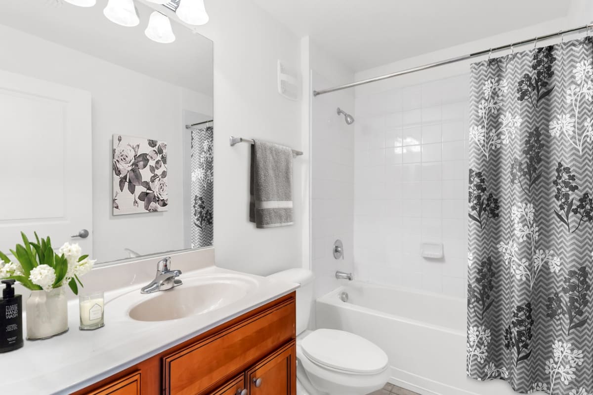 Photos and Video Rolling Green Apartments Concord Rents Concord